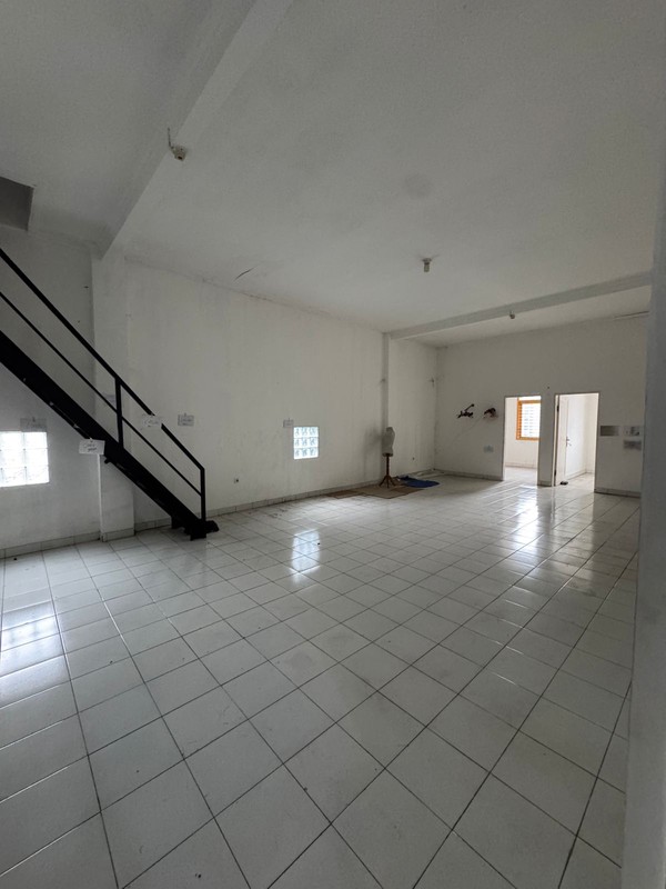 Ruko dan Gudang Besar Terjangkau di Kopo Permai