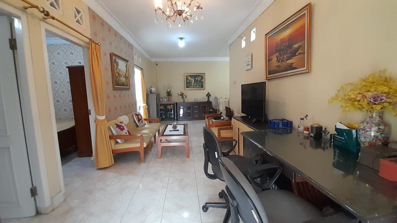 Rumah 2 Lantai Dijual Lokasi di Kramat Jati Jaktim