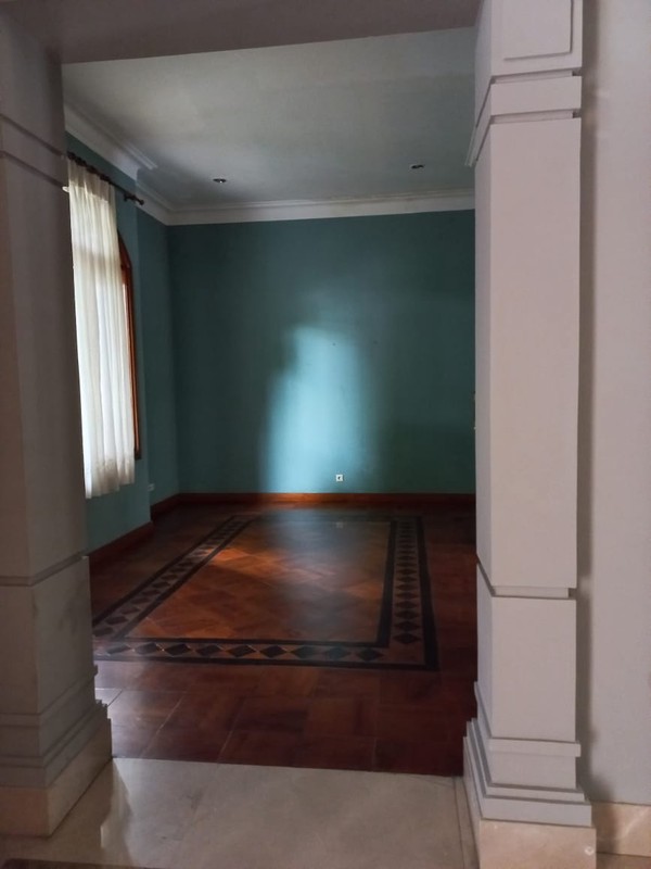 Dijual Rumah mewah eksklusif di kawasan premium Sekolah Duta, Pondok Indah, Jakarta Selatan.