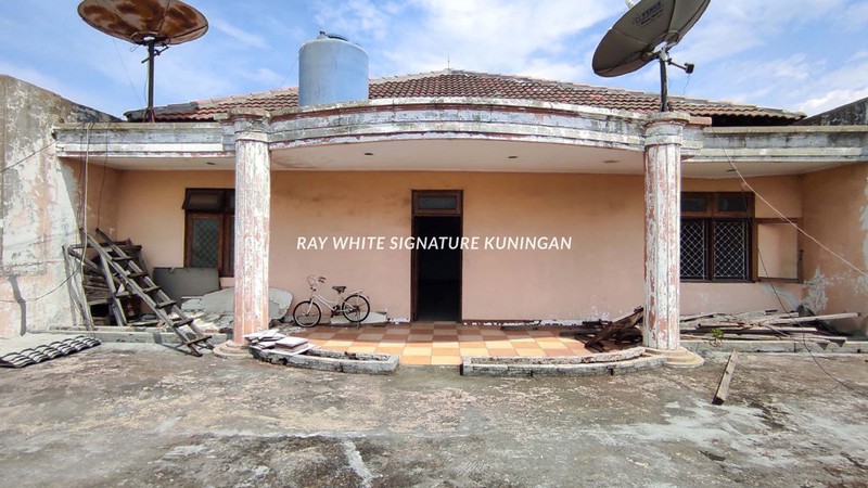 Rumah 4 Lantai di Jalan Benda Timur Kemayoran - Cocok untuk Rumah Kost 