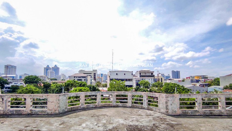 Rumah 4 Lantai di Jalan Benda Timur Kemayoran - Cocok untuk Rumah Kost 