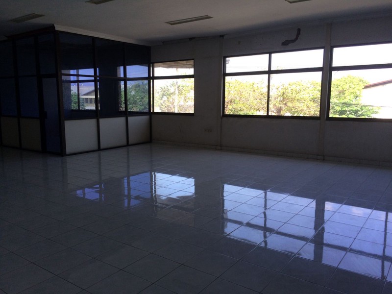 Dijual Gudang + Kantor - Margomulyo Surabaya 