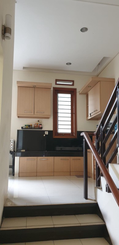 Rumah Istana Pasteur Regency Full Furnished