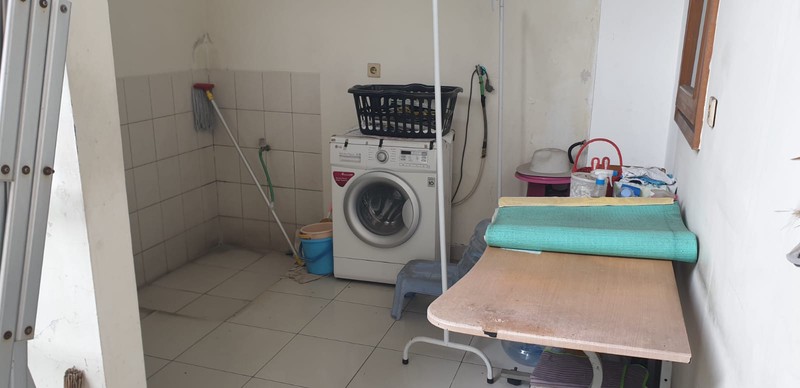 Rumah Istana Pasteur Regency Full Furnished