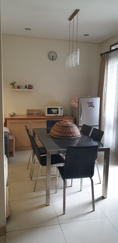 Rumah Istana Pasteur Regency Full Furnished