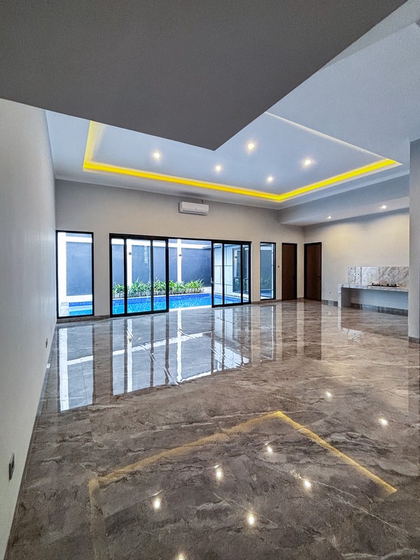 Rumah Mewah dan Modern 2 Lantai Ada Kolam Berenang @Bintaro