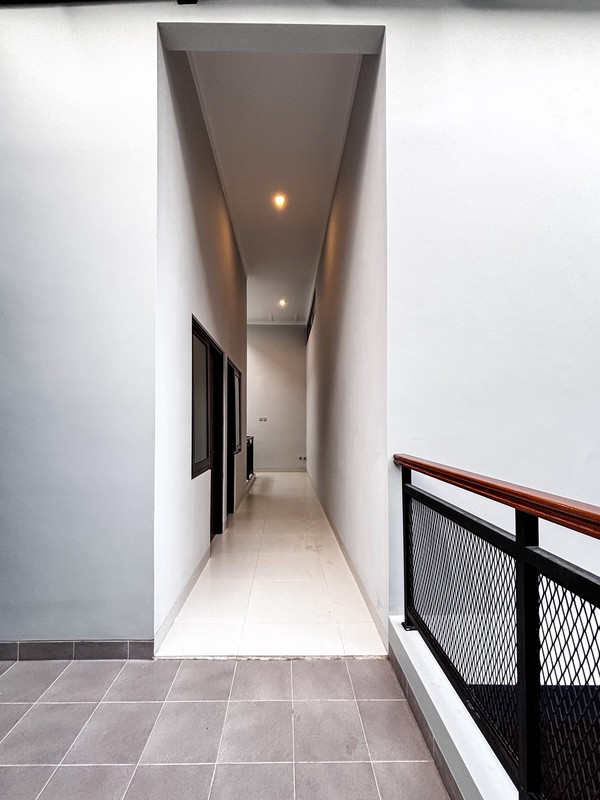 Rumah Mewah dan Modern 2 Lantai Ada Kolam Berenang @Bintaro