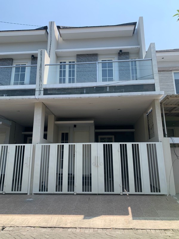 Dijual Rumah Baru Gress Siap Huni 2 Lantai di Mejoyo Selatan