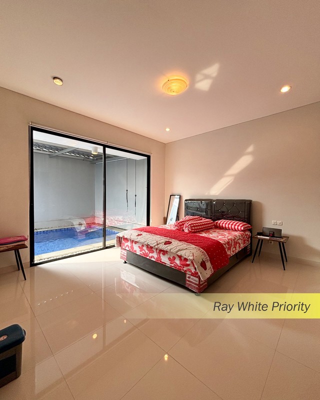 Rumah Brand New Minimalis Modern dengan Kolam Renang Pribadi - Komplek DPR Tangerang Selatan