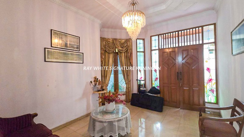 Rumah Di Guntur Setiabudi , Dekat Sudirman Dan Menteng 