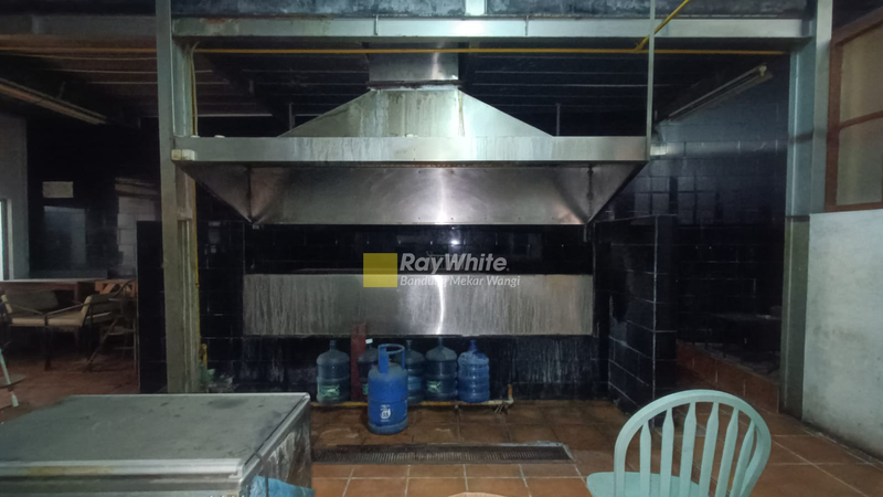 Ruang Usaha Sayap Dago 