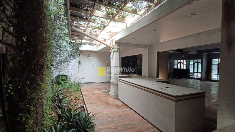 Ruang Usaha Sayap Dago 