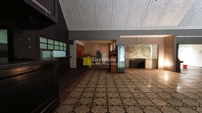 Ruang Usaha Sayap Dago 