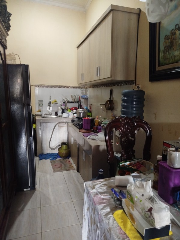 JUAL RUGI LUNASIN KPR , RUMAH KOS KUTISARI SELATAN