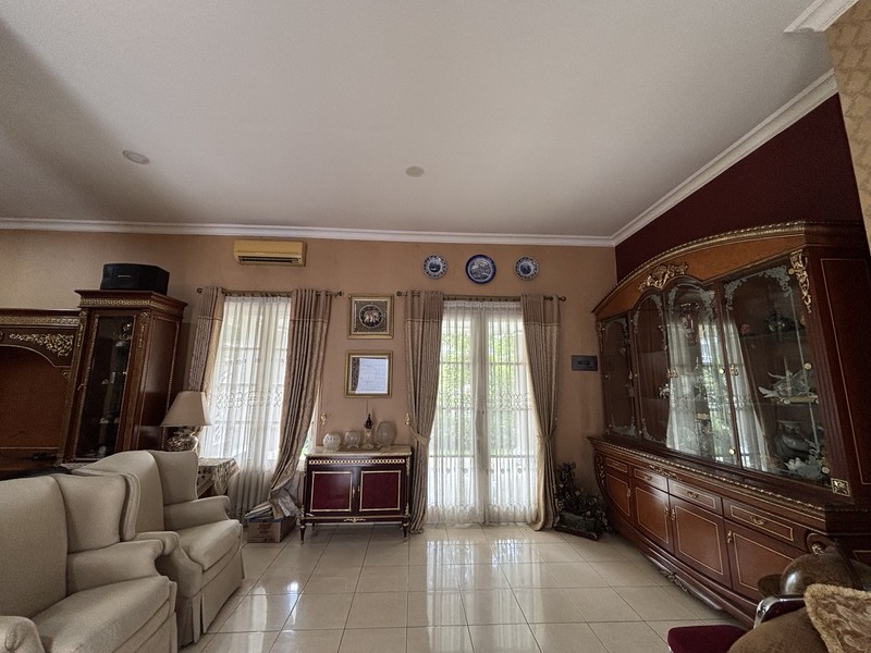 Rumah Luas Mewah di Sakura 1 Jatiasih Bekasi