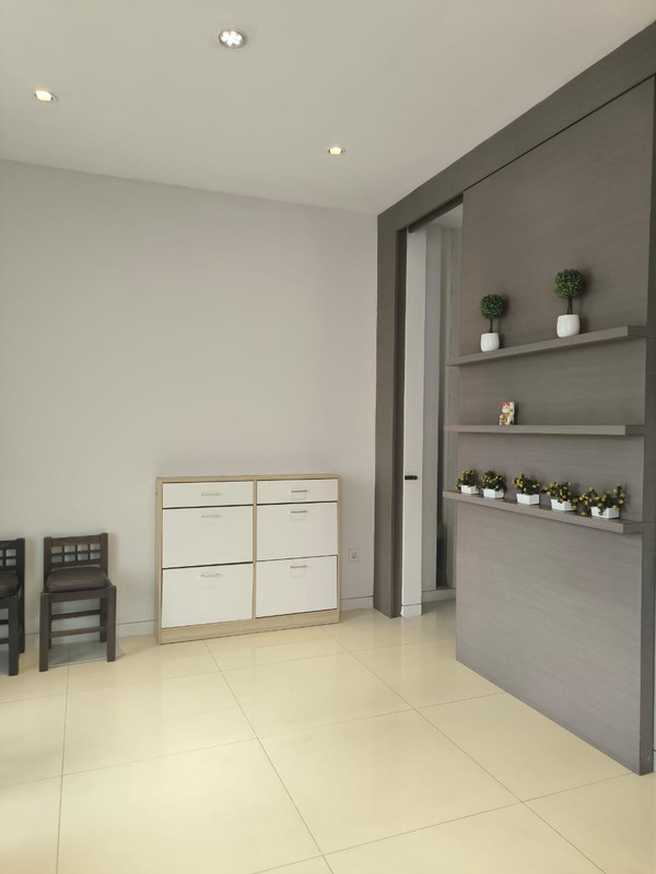 DIJUAL RUMAH FULL FURNISHED PALM HILL CITRALAND SURABAYA BARAT