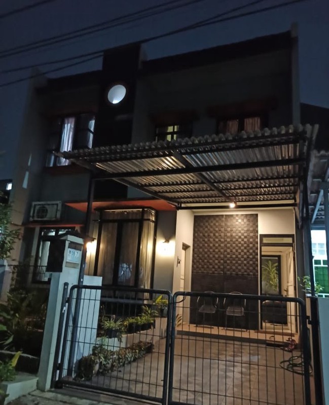 Rumah 2 Lantai Griyaloka Raya,  Dekat pasar modern, Stasiun Rawa Buntu, pintU toll BSD 