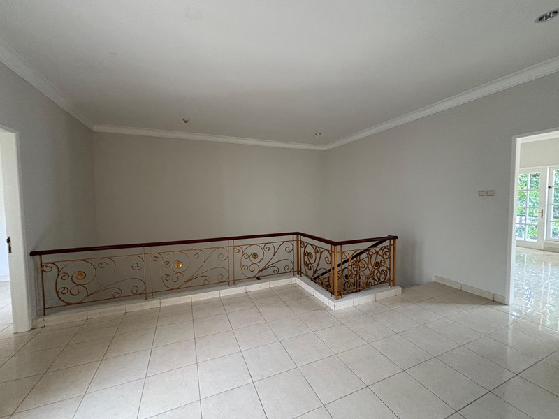 Rumah Kokoh 2 Lantai,  di Kota Wisata Cibubur 