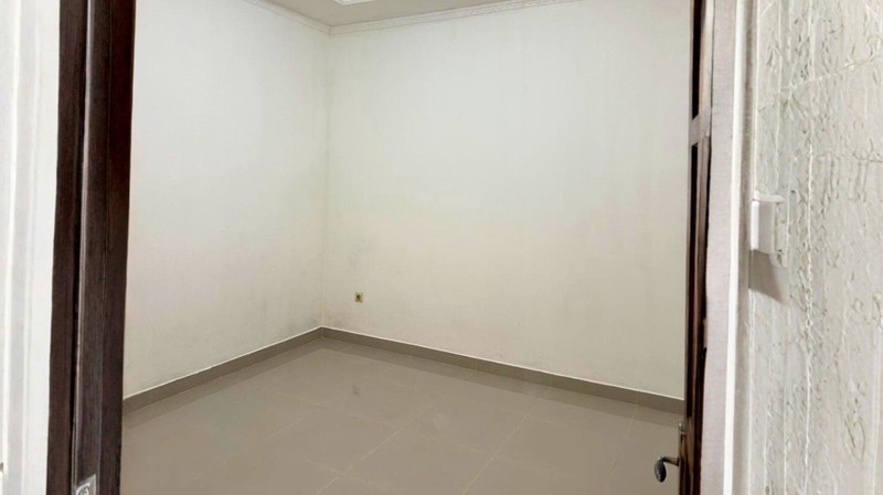 Rumah 2 Lantai di Jatiwaringin Asri Pondok Gede