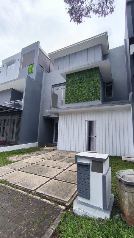 Foresta Naturale, BSD City. rumah bagus sudah renovasi. 