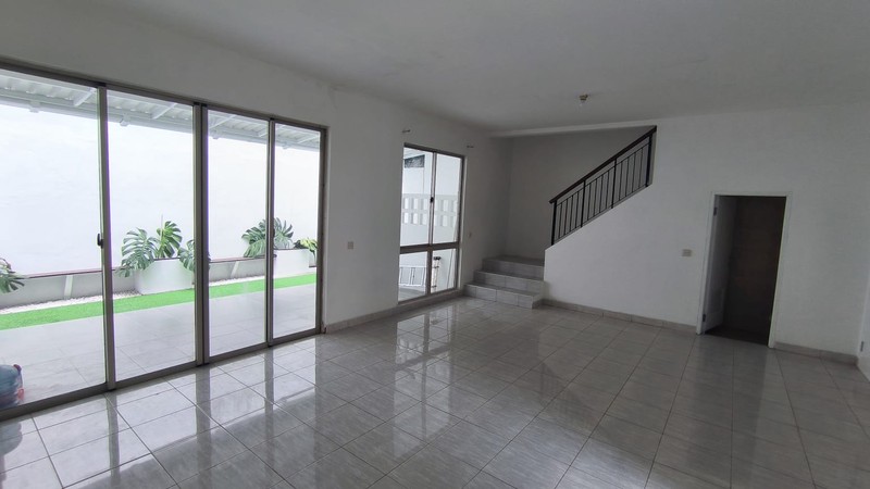 Foresta Naturale, BSD City. rumah bagus sudah renovasi. 