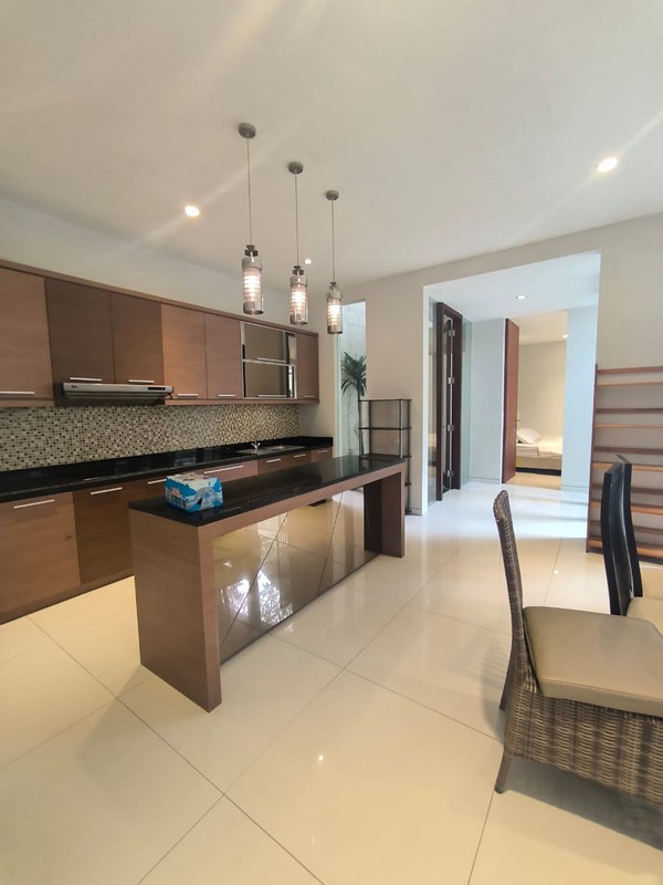 DIJUAL/SEWAKAN RUMAH PALM HILL CITRALAND SURABAYA