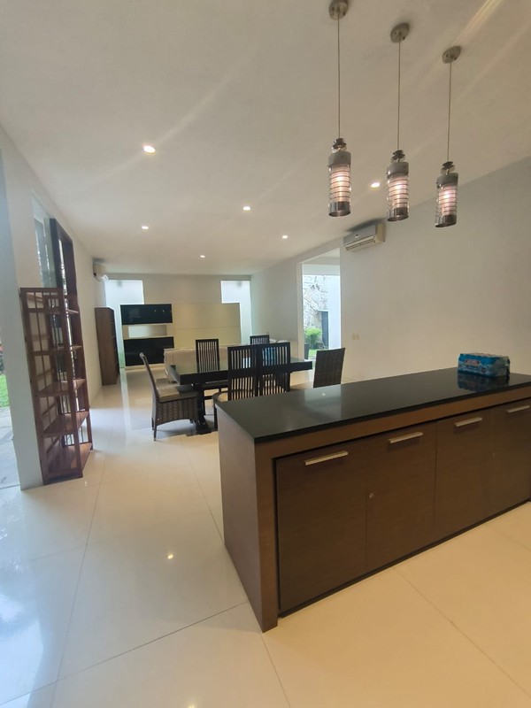 DIJUAL/SEWAKAN RUMAH PALM HILL CITRALAND SURABAYA