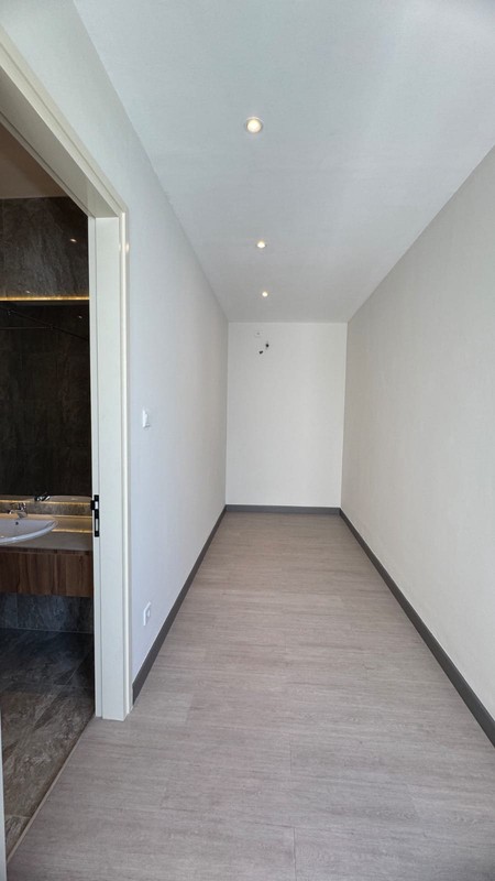 2013. Woodland Citraland Surabaya Barat