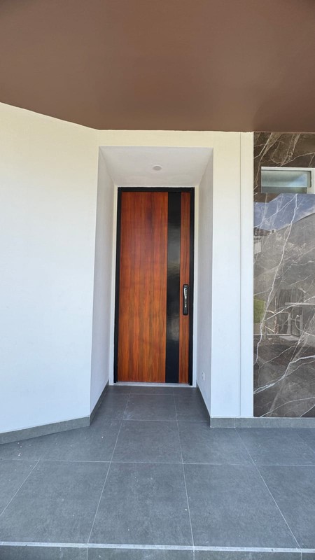 2013. Woodland Citraland Surabaya Barat