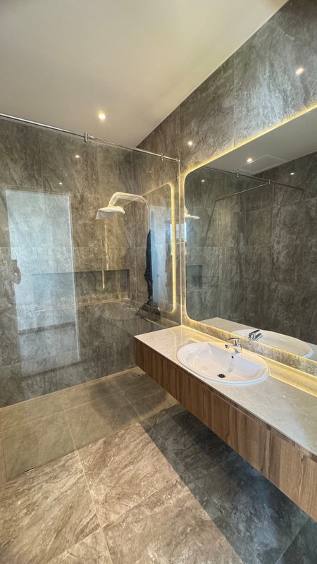 2013. Woodland Citraland Surabaya Barat