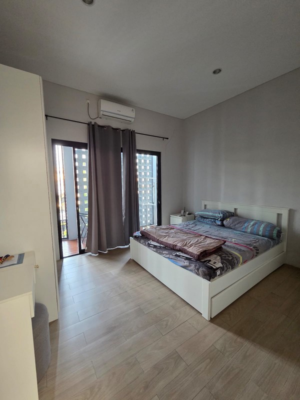 Rumah Modern Minimalis Scandinavian Industrial