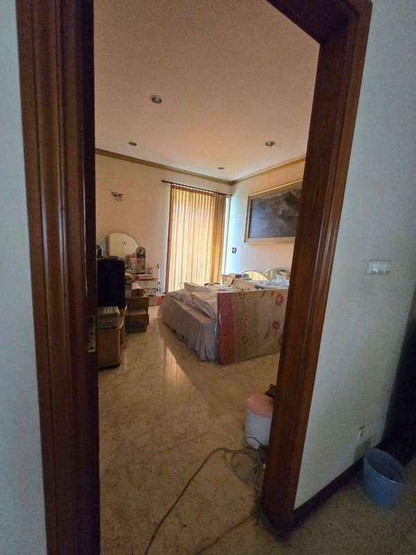 DIjual Rumah Mewah Siap Huni di Dharmahusada Indah Barat