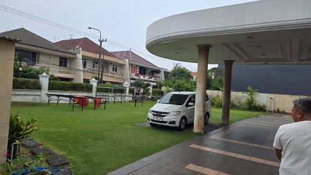 DIjual Rumah Mewah Siap Huni di Dharmahusada Indah Barat