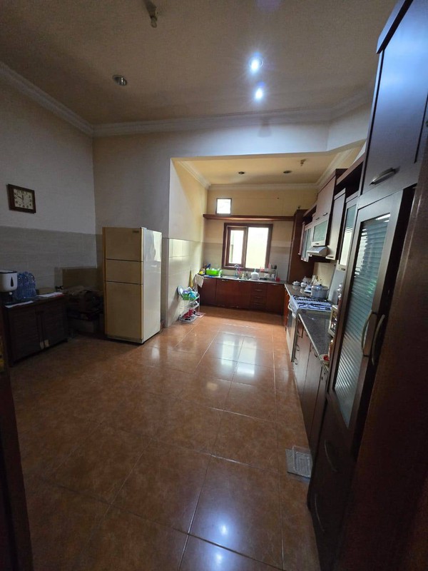 DIjual Rumah Mewah Siap Huni di Dharmahusada Indah Barat