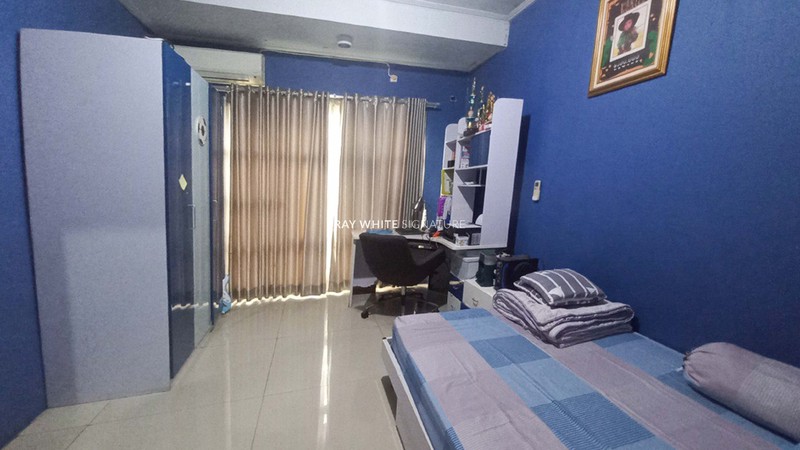 Rumah di Jalan Utama bisa untuk bisnis di Jl Setia 1, Jatiwaringin