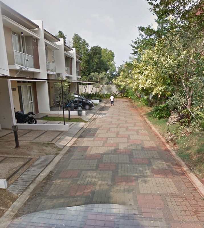 Rumah Minimalis, 2 Lantai, Bebas Banjir Siap Huni di Bintaro