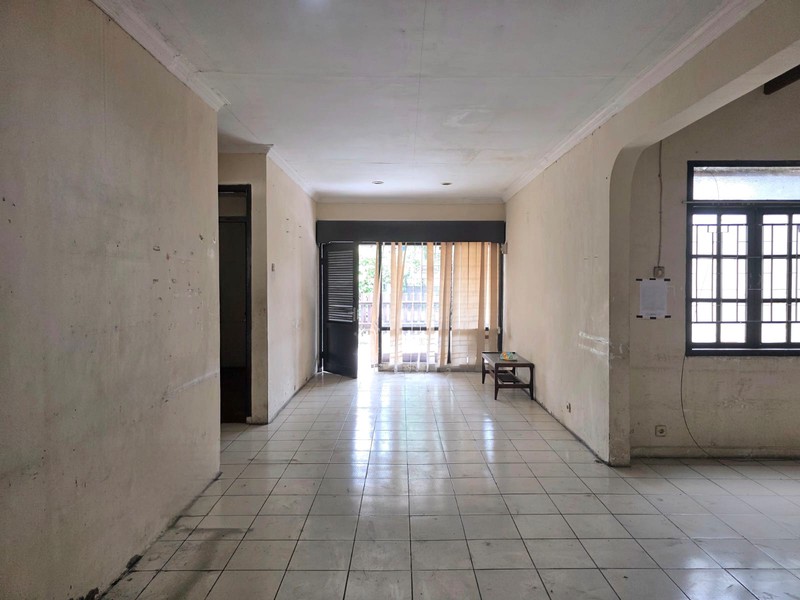 Rumah di Sayap Arcamanik Endah Dekat Griya Arcamanik Bandung