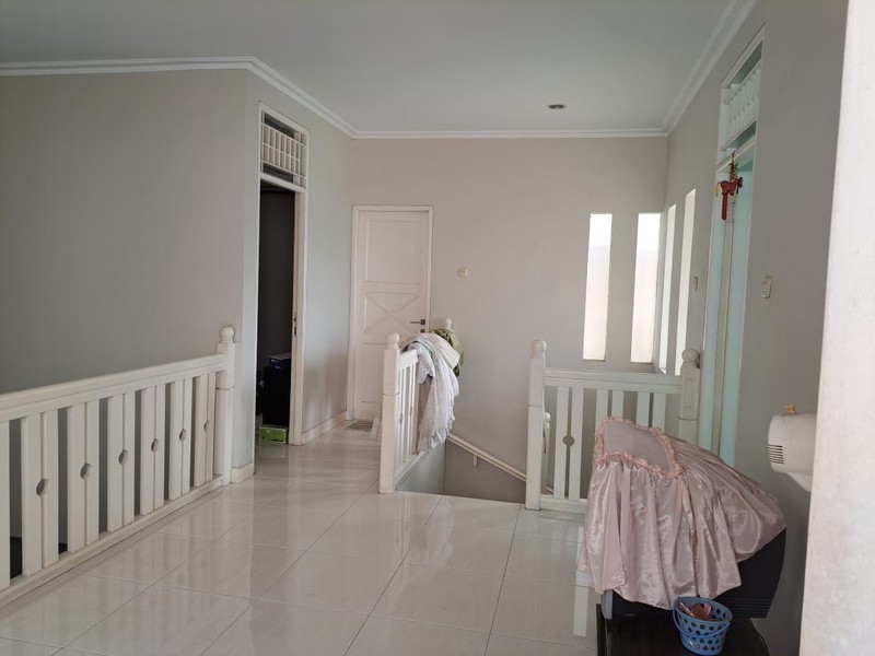 Rumah Bagus,bersih,aman di Bintaro Jaya 9