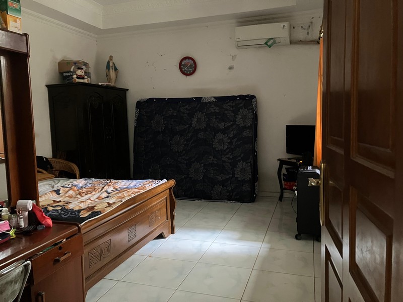 Rumah Luas dan Besar di Pulo Gadung, Jakarta Timur