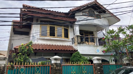 Rumah Luas dan Besar di Pulo Gadung, Jakarta Timur