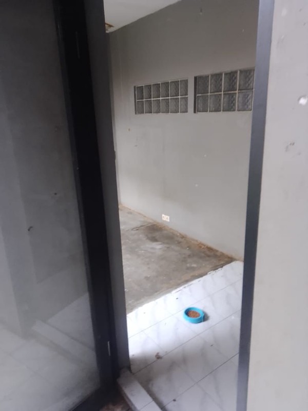 Dijual Rumah Luas Siap Huni di Wisma Medokan Selatan Rungkut