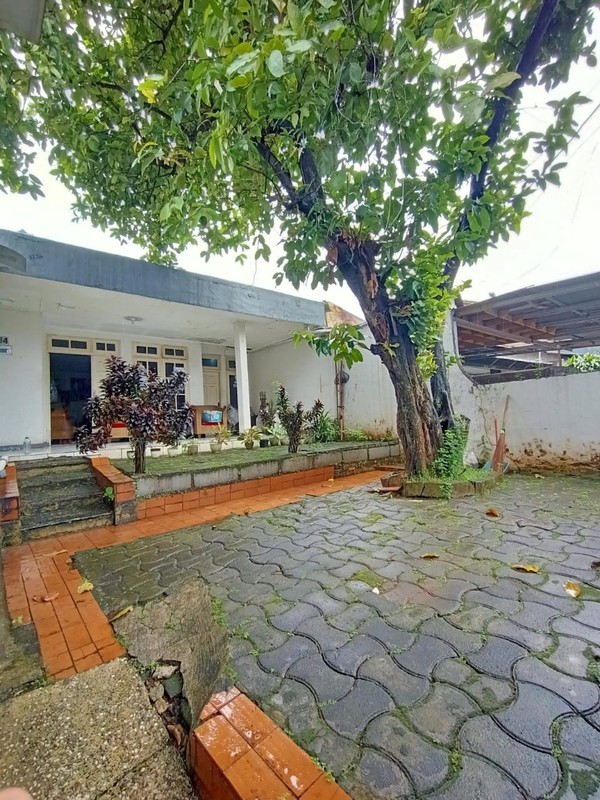  Dijual Rumah Tua Hitung Tanah, Radio Dalam, Jaksel
