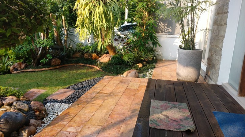 Rumah Minimalis Fullerton Citraland Surabaya Barat 