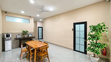 Dijual Kost 15 Pintu Lokasi Strategis Dengan Kamar Nyaman, Seluruh Kamar Sudah Terisi Penuh @Pondok Pinang