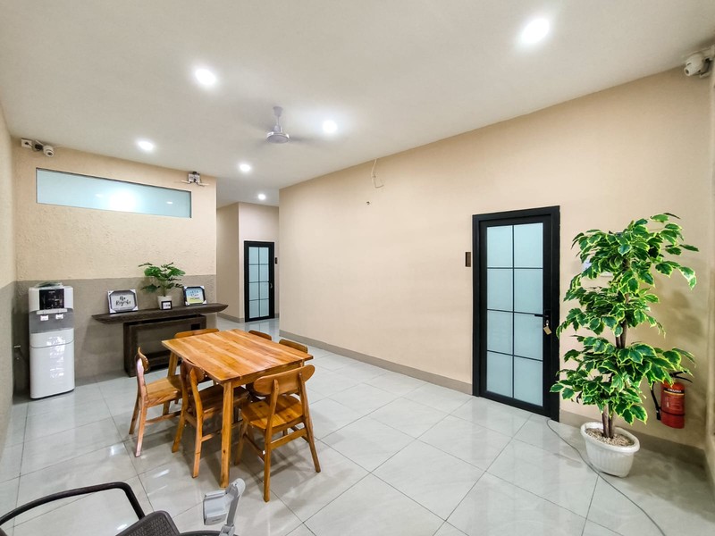 Dijual Kost 15 Pintu Lokasi Strategis Dengan Kamar Nyaman, Seluruh Kamar Sudah Terisi Penuh @Pondok Pinang