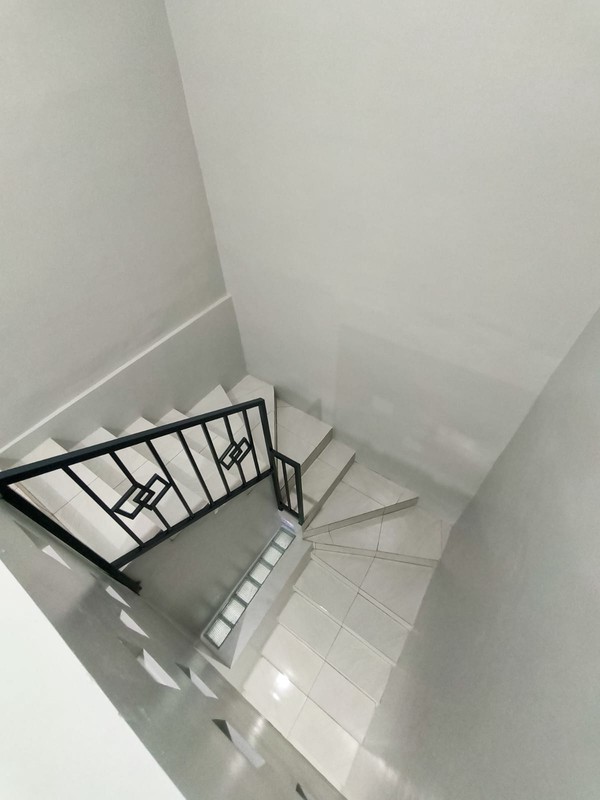 Dijual Kost 15 Pintu Lokasi Strategis Dengan Kamar Nyaman, Seluruh Kamar Sudah Terisi Penuh @Pondok Pinang