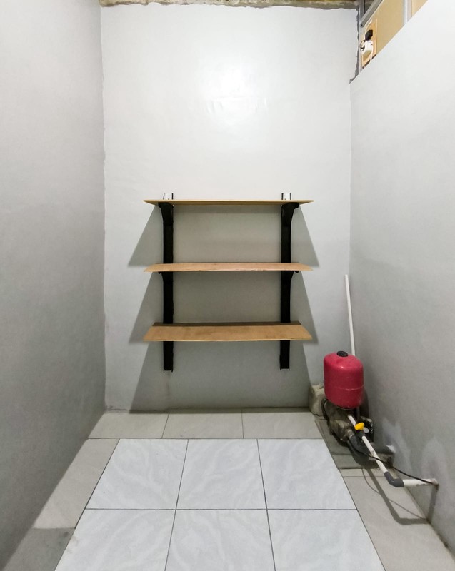 Dijual Kost 15 Pintu Lokasi Strategis Dengan Kamar Nyaman, Seluruh Kamar Sudah Terisi Penuh @Pondok Pinang