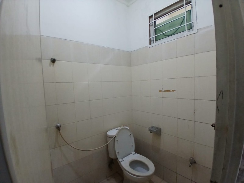 disewa ruko strategis hadap jalan raya siap huni di ruko toll boulevard bsd city