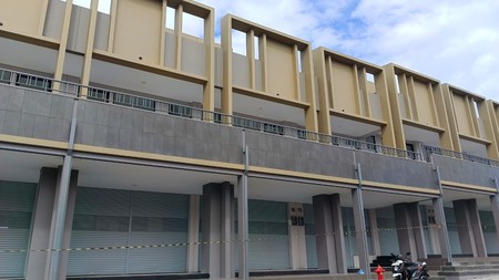 Ruko Strategis siap pakai di KBP Panca Tengah Sebelah IKEA cocok untuk berbagai usaha  siapa cepat dia dapat