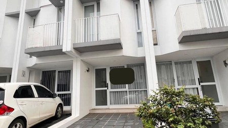 disewa rumah strategis rapih terawat siap huni di MYZA House BSD City tangerang banten